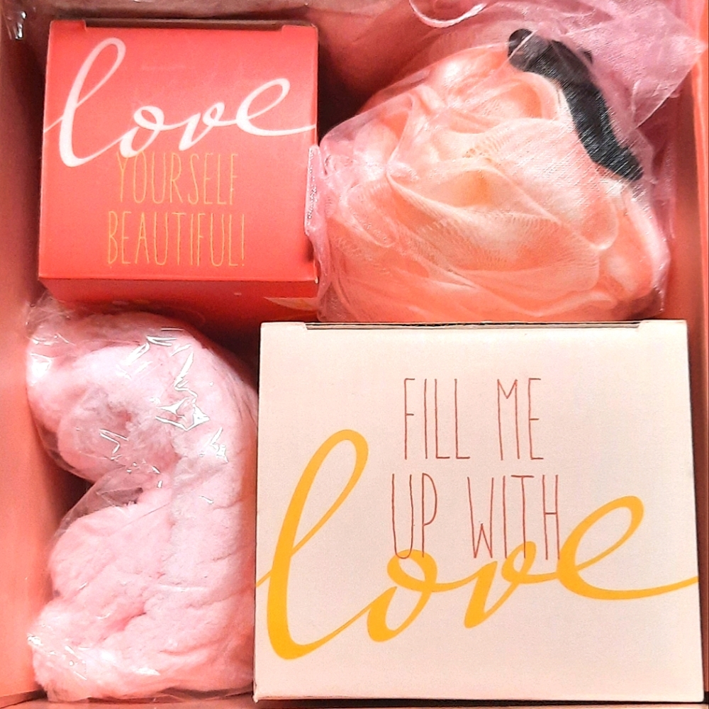 NEW | Spa Gift Box Set For Her